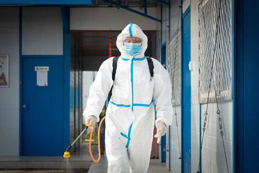 针绣制品与机绣工艺的区别：服饰品牌采购前需要了解的核心要点